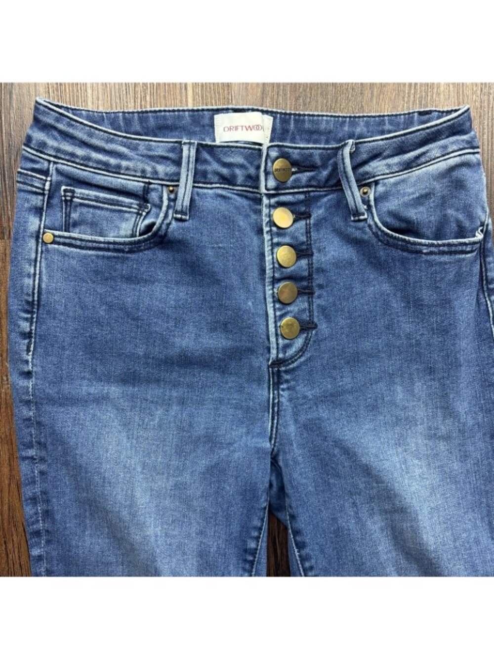 Driftwood Wyatt Flare Flare Exposed Button Fly Distressed Medium Wash Size W26 - Picture 3 of 11